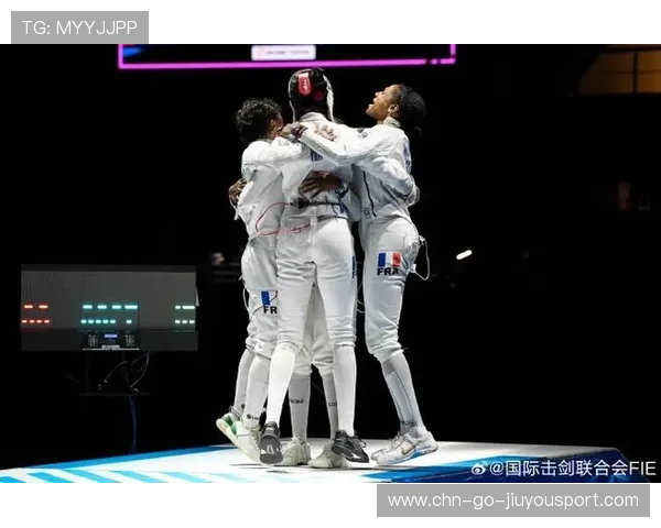 击剑世界杯:法国队再度称霸 击剑世界杯:法国队再度称霸