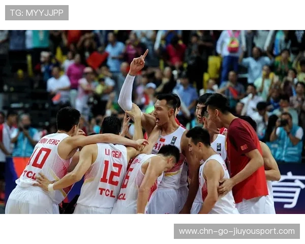 篮球精神让中国青少年充满力量，篮球精神让中国青少年充满力量作文